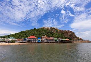 เที่ยวบางแสน