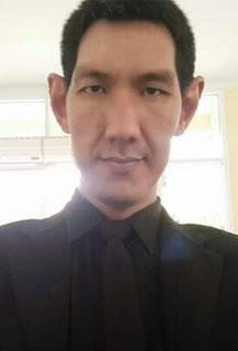 โยกเยก เชิญยิ้ม