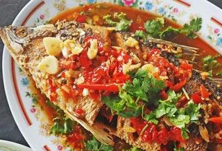 ปลาราดพริก