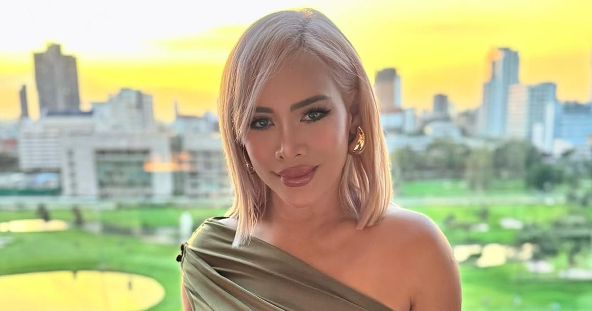 ข้าวโพด สมิทธินันท์